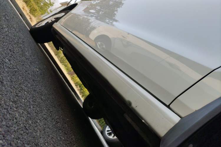Used Volkswagen Polo 2014 1.4L Manual Fashion Edition Right Side Sill