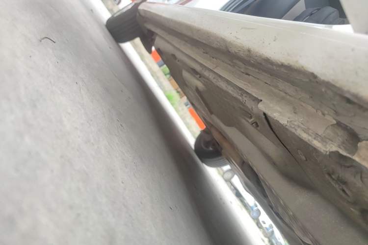 Used Volkswagen Polo 2014 1.4L Manual Fashion Edition Right Side Sill
