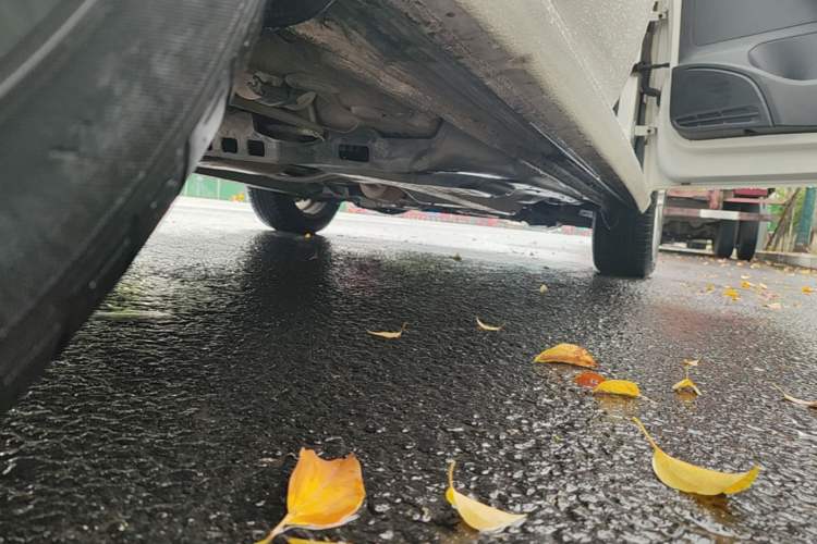 Used Volkswagen Polo 2014 1.6L Automatic Comfort Edition Right Side Sill