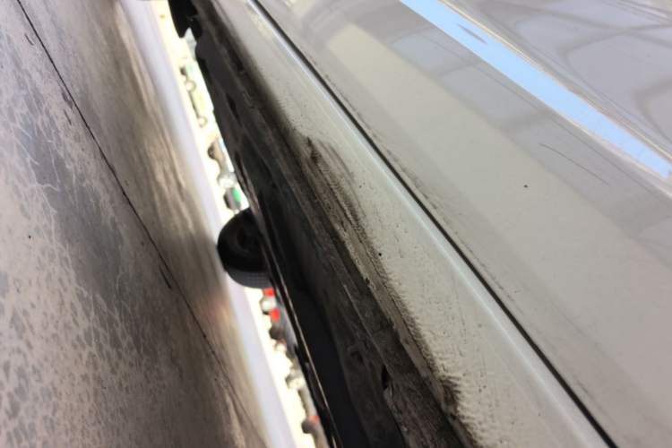 Used Volkswagen Polo 2014 1.4L Manual Fashion Edition Right Side Sill