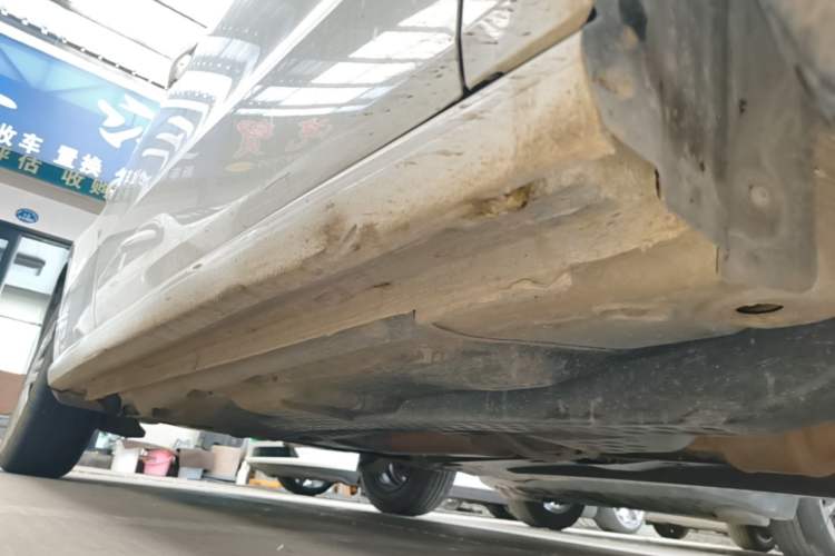 Used Volkswagen Polo 2014 1.4L Manual Fashion Edition Right Side Sill