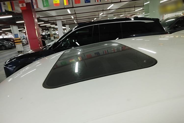 Used Volkswagen Polo 2014 1.6L Automatic Luxury Edition Roof