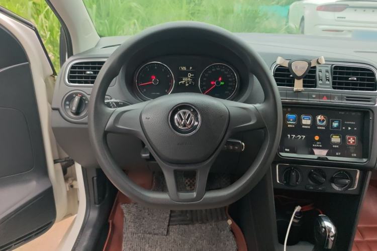 Used Volkswagen Polo 2014 1.4L Automatic Comfort Edition Steering Wheel