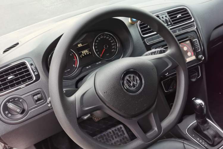 Used Volkswagen Polo 2014 1.6L Automatic 30th Anniversary Edition Steering Wheel