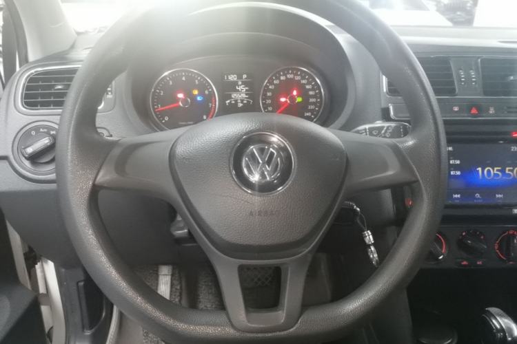 Used Volkswagen Polo 2014 1.6L Automatic Comfort Edition Steering Wheel