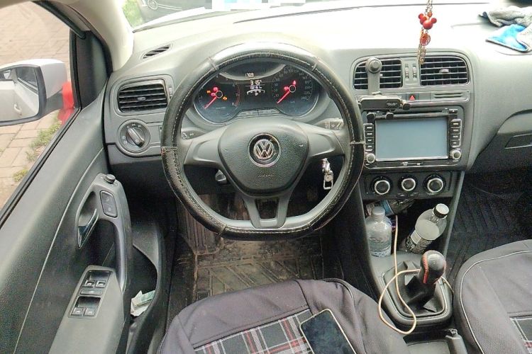 Used Volkswagen Polo 2014 1.4L Manual Fashion Edition Steering Wheel