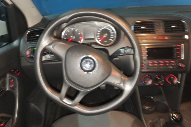 Used Volkswagen Polo 2014 1.6L Manual Comfort Edition Steering Wheel