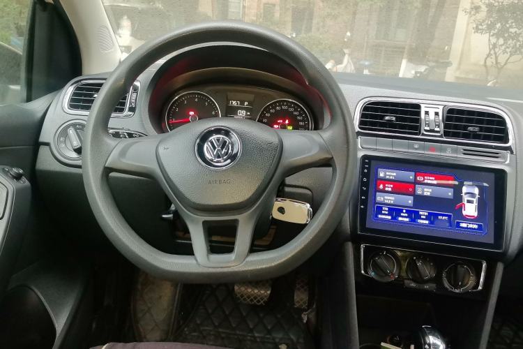 Used Volkswagen Polo 2014 1.6L Automatic 30th Anniversary Edition Steering Wheel