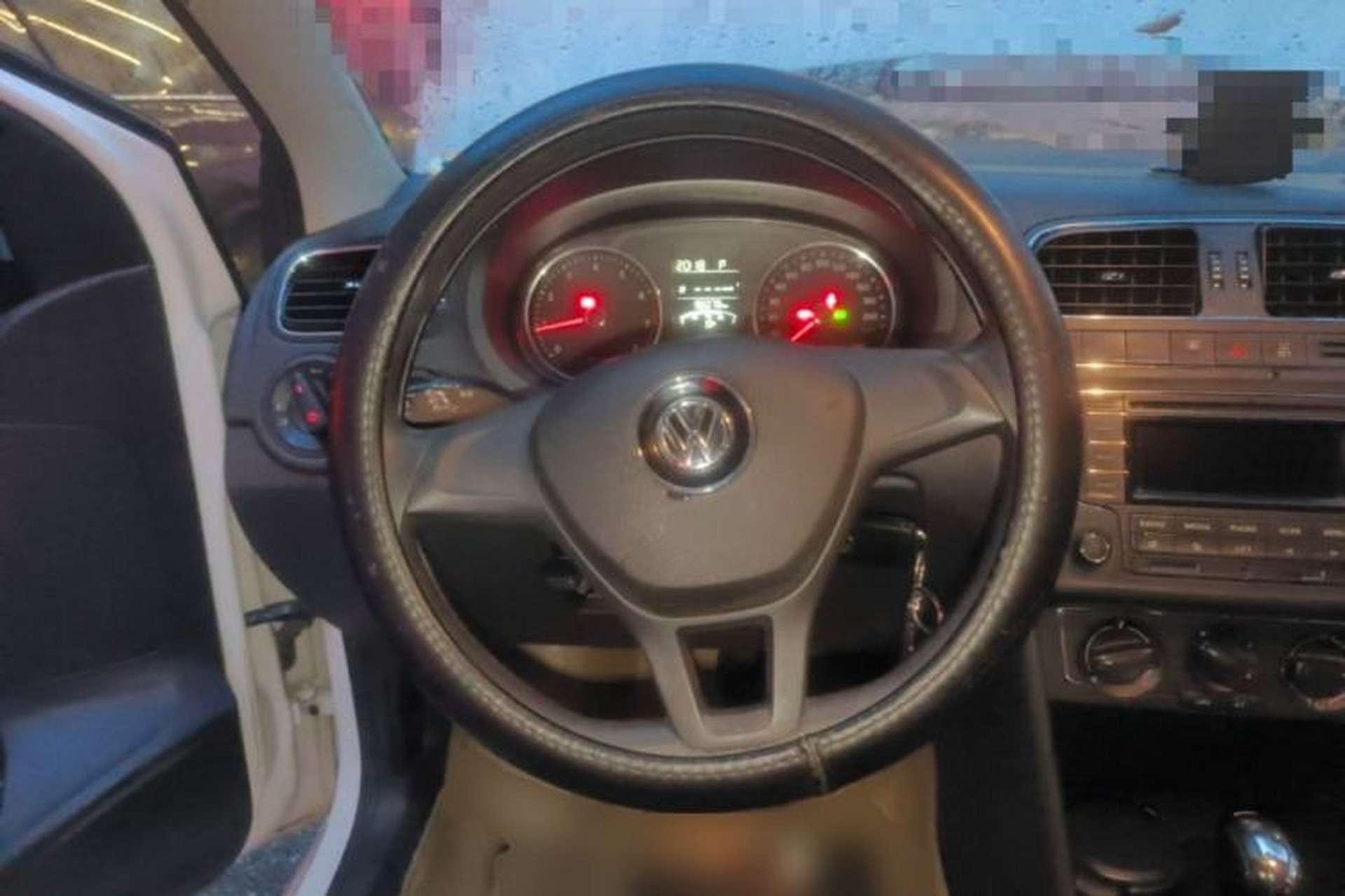 Used Volkswagen Polo 2014 1.6L Automatic Comfort Edition Steering Wheel