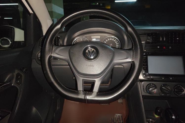 Used Volkswagen Polo 2014 1.6L Automatic Comfort Edition Steering Wheel