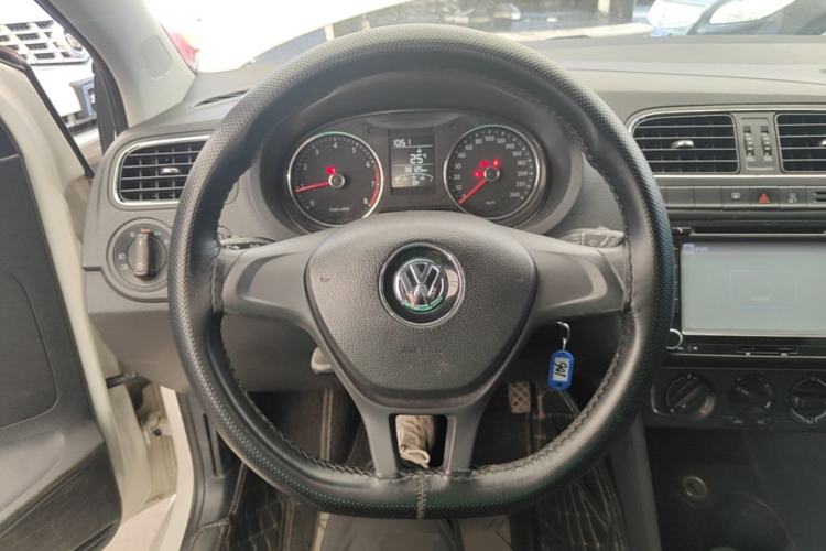 Used Volkswagen Polo 2014 1.4L Manual Comfort Edition Steering Wheel