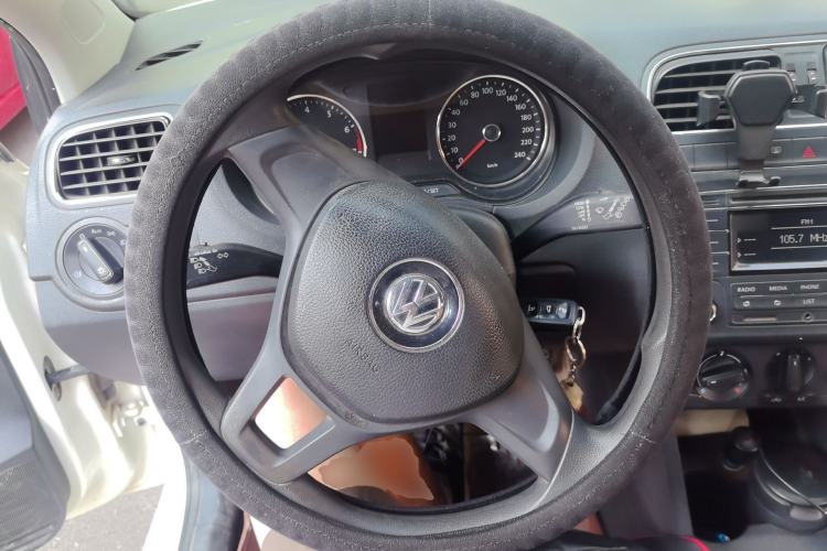 Used Volkswagen Polo 2014 1.4L Manual Comfort Edition Steering Wheel