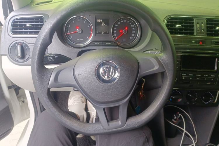 Used Volkswagen Polo 2014 1.4L Manual Comfort Edition Steering Wheel