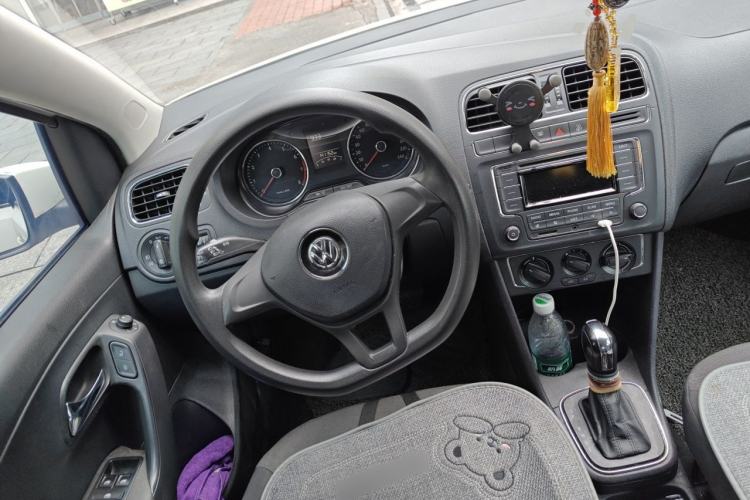 Used Volkswagen Polo 2014 1.4L Automatic Comfort Edition Steering Wheel