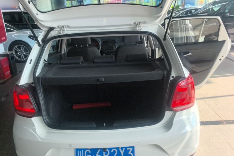 Used Volkswagen Polo 2014 1.6L Automatic Comfort Edition Trunk