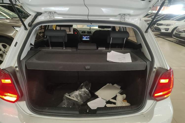 Used Volkswagen Polo 2014 1.4L Automatic Comfort Edition Trunk