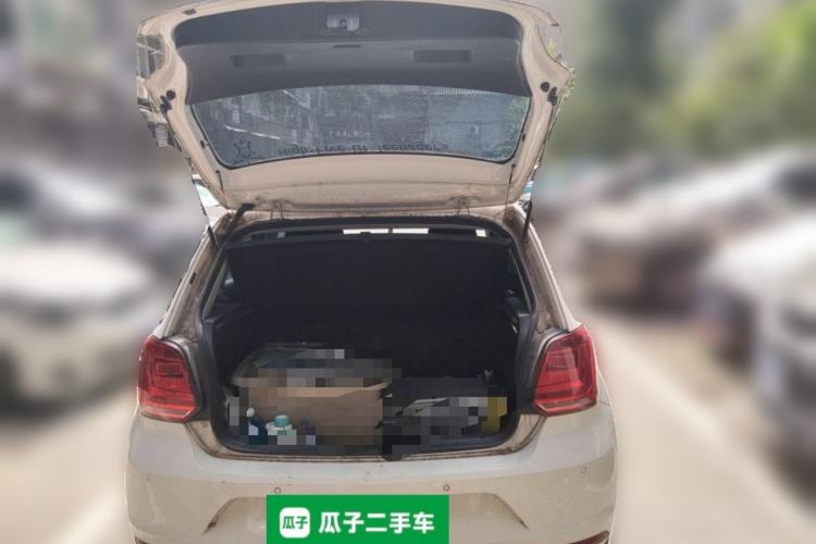 Used Volkswagen Polo 2014 1.6L Automatic Comfort Edition Trunk