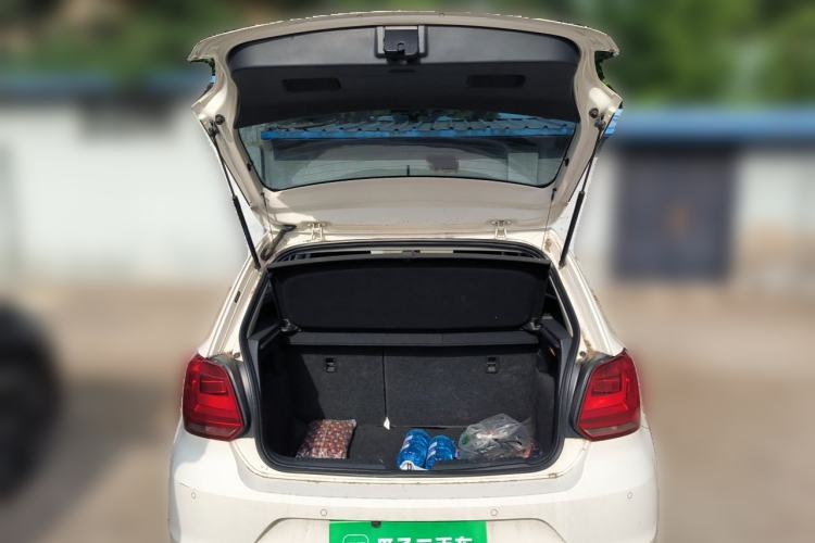 Used Volkswagen Polo 2014 1.4L Manual Comfort Edition Trunk