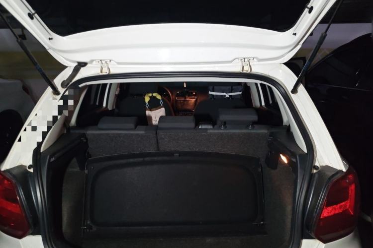 Used Volkswagen Polo 2014 1.4L Automatic Comfort Edition Trunk