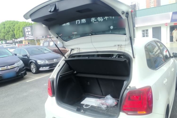 Used Volkswagen Polo 2014 1.4L Manual Comfort Edition Trunk
