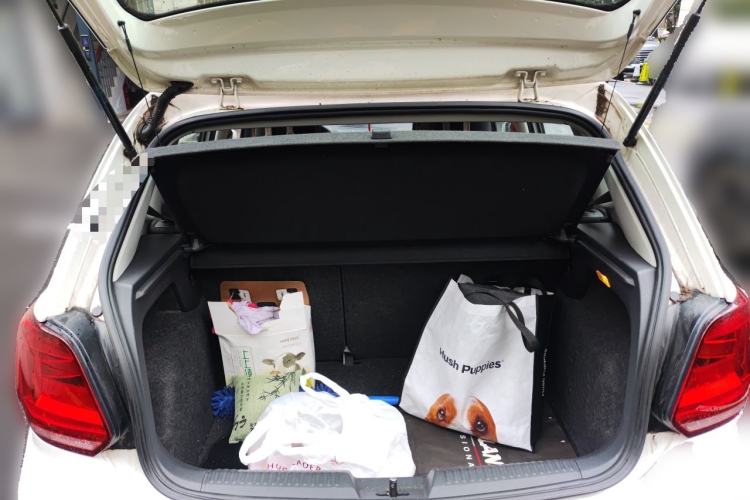 Used Volkswagen Polo 2014 1.6L Automatic Comfort Edition Trunk