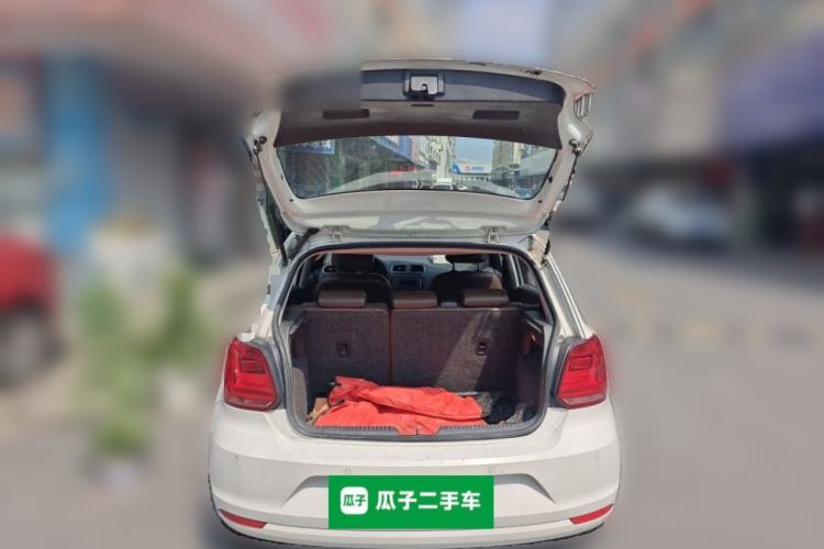 Used Volkswagen Polo 2014 1.6L Automatic Comfort Edition Trunk