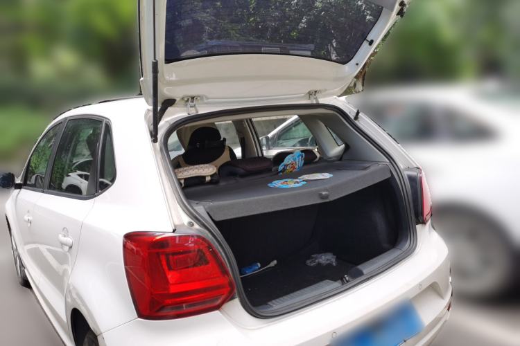 Used Volkswagen Polo 2014 1.6L Automatic Comfort Edition Trunk