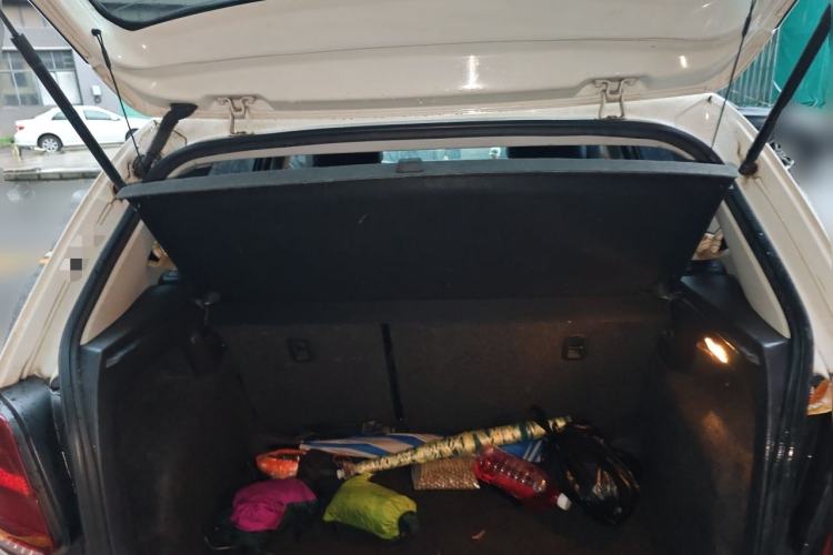 Used Volkswagen Polo 2014 1.4L Manual Comfort Edition Trunk