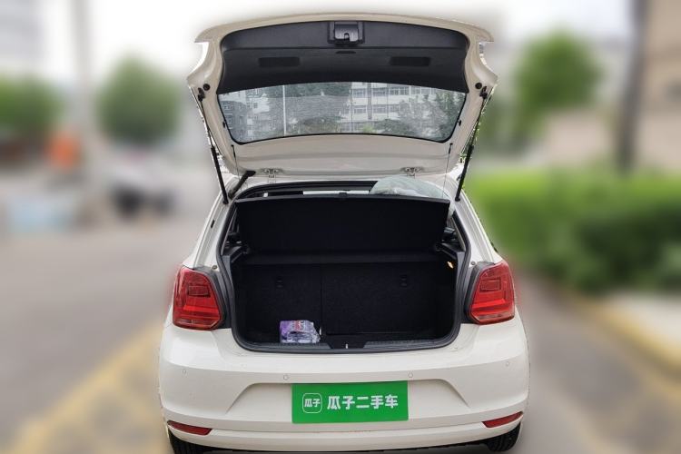 Used Volkswagen Polo 2014 1.6L Automatic Comfort Edition Trunk