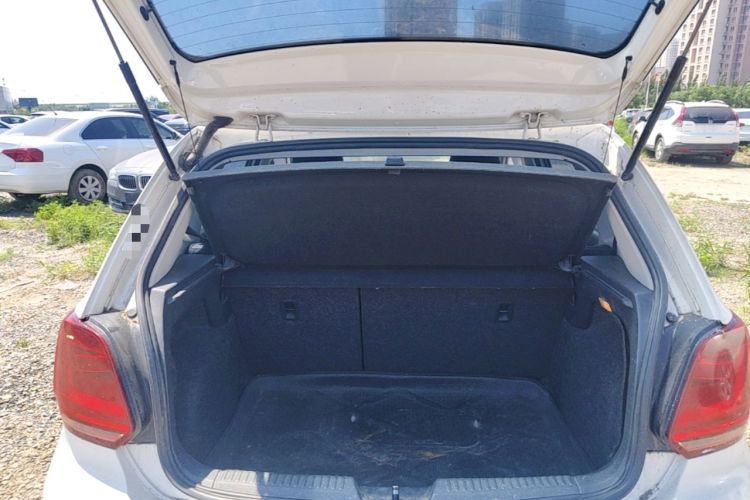 Used Volkswagen Polo 2014 1.4L Automatic Comfort Edition Trunk