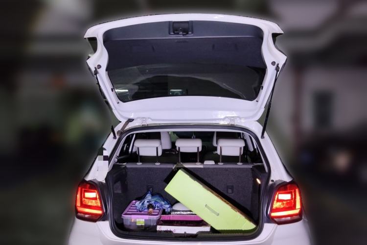 Used Volkswagen Polo 2014 1.6L Automatic Comfort Edition Trunk