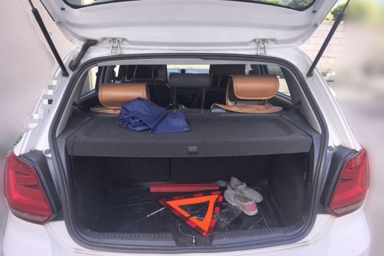 Used Volkswagen Polo 2014 1.6L Automatic Comfort Edition Trunk