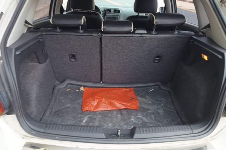 Used Volkswagen Polo 2014 1.4L Automatic Comfort Edition Trunk