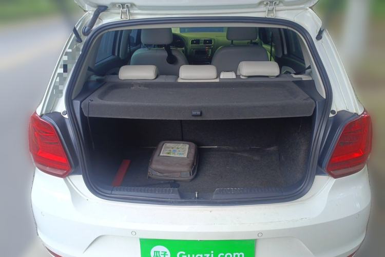 Used Volkswagen Polo 2014 1.4L Manual Comfort Edition Trunk