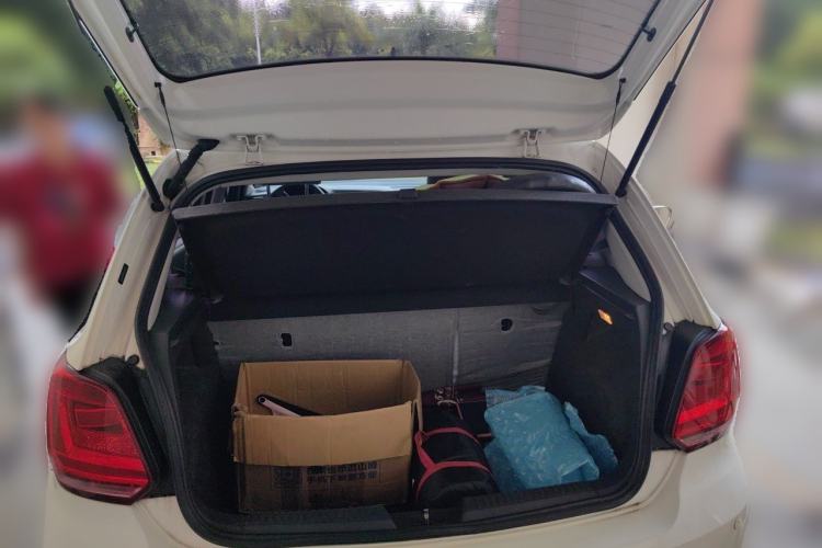 Used Volkswagen Polo 2014 1.4L Manual Fashion Edition Trunk