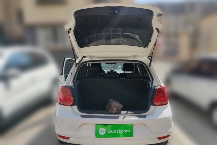 Used Volkswagen Polo 2014 1.4L Manual Fashion Edition Trunk