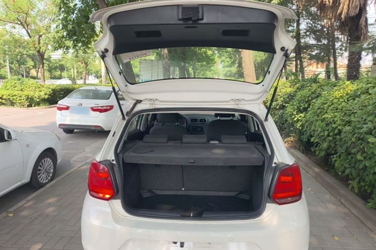 Used Volkswagen Polo 2014 1.4L Automatic Comfort Edition Trunk