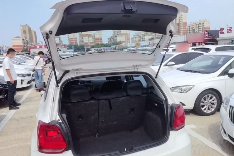 Used Volkswagen Polo 2014 1.4L Automatic Comfort Edition Trunk