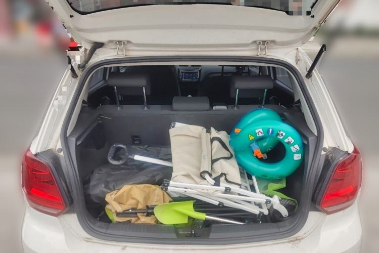 Used Volkswagen Polo 2014 1.4L Manual Fashion Edition Trunk