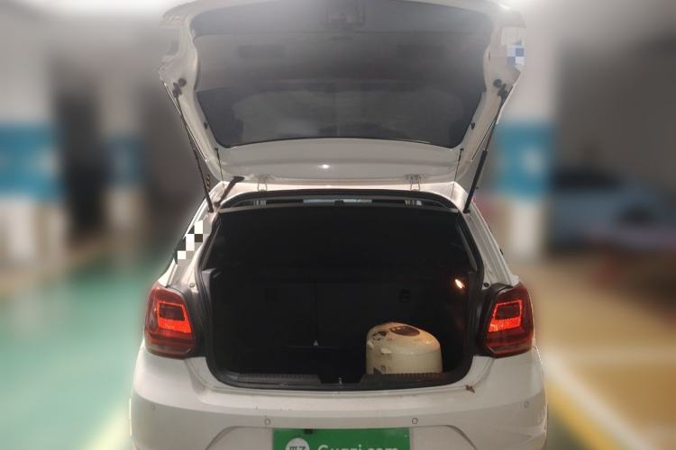 Used Volkswagen Polo 2014 1.6L Manual Comfort Edition Trunk