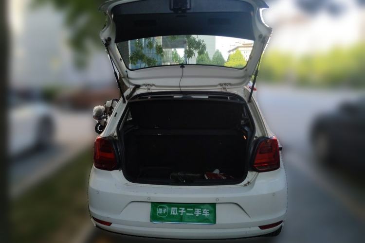 Used Volkswagen Polo 2014 1.4L Automatic Comfort Edition Trunk