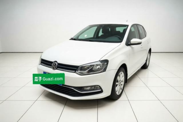 Volkswagen Polo 2014 1.6L Automatic Comfort Edition مستعملة