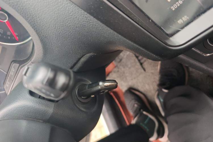 Used Volkswagen Polo 2014 1.4L Automatic Comfort Edition Vehicle Key