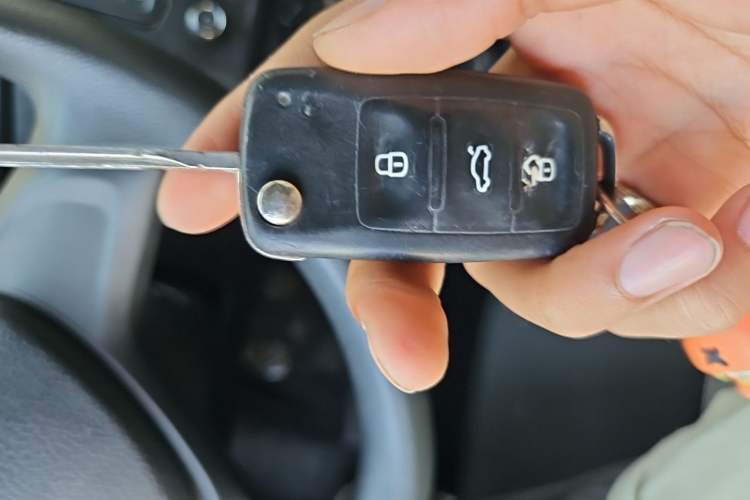 Used Volkswagen Polo 2014 1.4L Manual Fashion Edition Vehicle Key