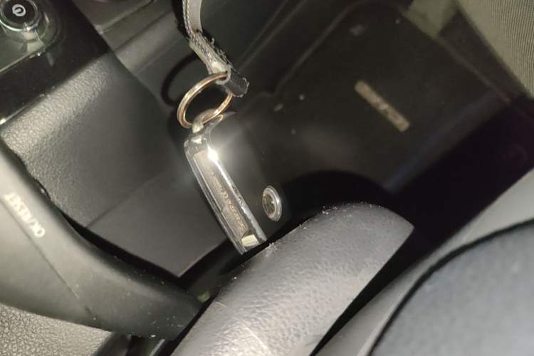 Used Volkswagen Polo 2014 1.4L Automatic Comfort Edition Vehicle Key