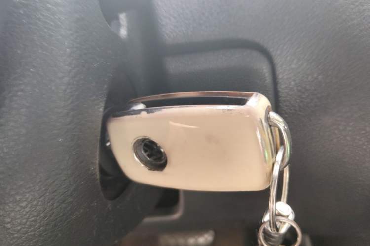 Used Volkswagen Polo 2014 1.6L Automatic Comfort Edition Vehicle Key
