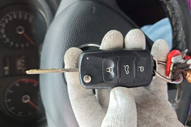 Used Volkswagen Polo 2014 1.4L Manual Fashion Edition Vehicle Key