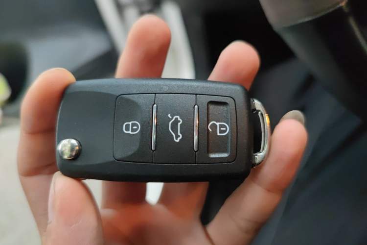 Used Volkswagen Polo 2014 1.4L Manual Fashion Edition Vehicle Key