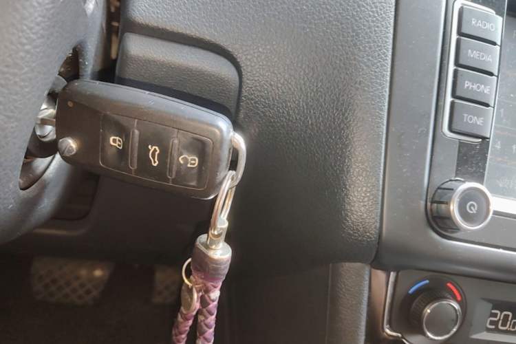 Used Volkswagen Polo 2014 1.6L Automatic Luxury Edition Vehicle Key