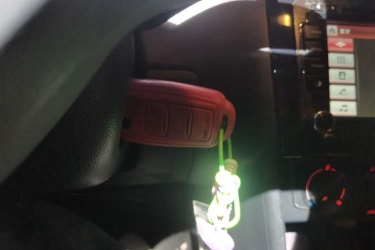 Used Volkswagen Polo 2014 1.6L Automatic Comfort Edition Vehicle Key